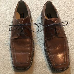 Men’s dress shoes